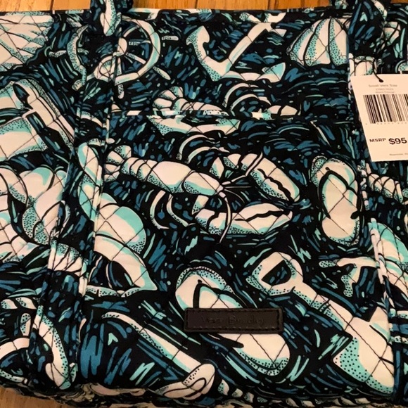 Vera Bradley small Vera in Shore Enough with matching RFID WALLET - Picture 3 of 9